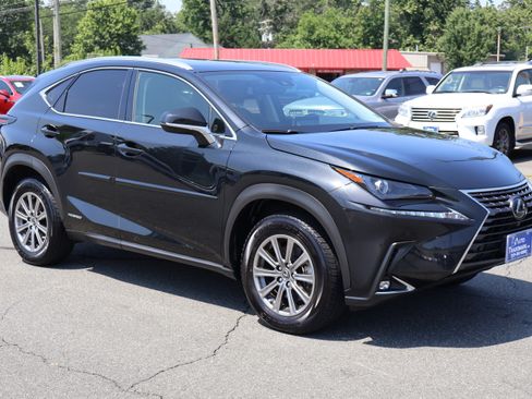 Used 2020 Lexus NX 300h image 10