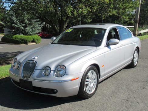 Used 2005 Jaguar S-TYPE 3.0 image 2