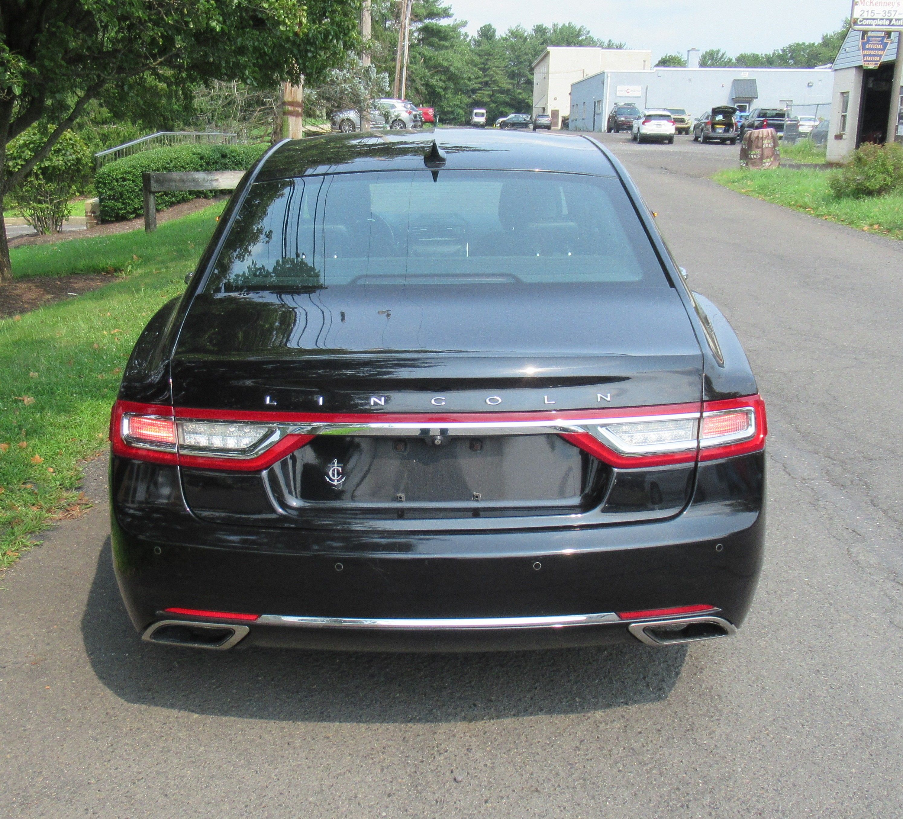 Used 2019 Lincoln Continental AWD Select image 8