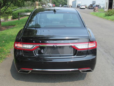 Used 2019 Lincoln Continental AWD Select image 8