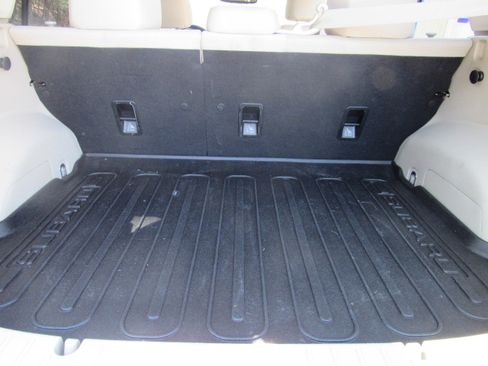 Used 2015 Subaru XV Crosstrek 2.0i Premium image 16