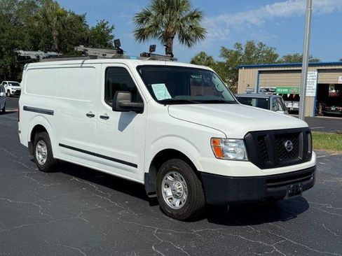 Used 2021 Nissan NV 2500 SV image 7