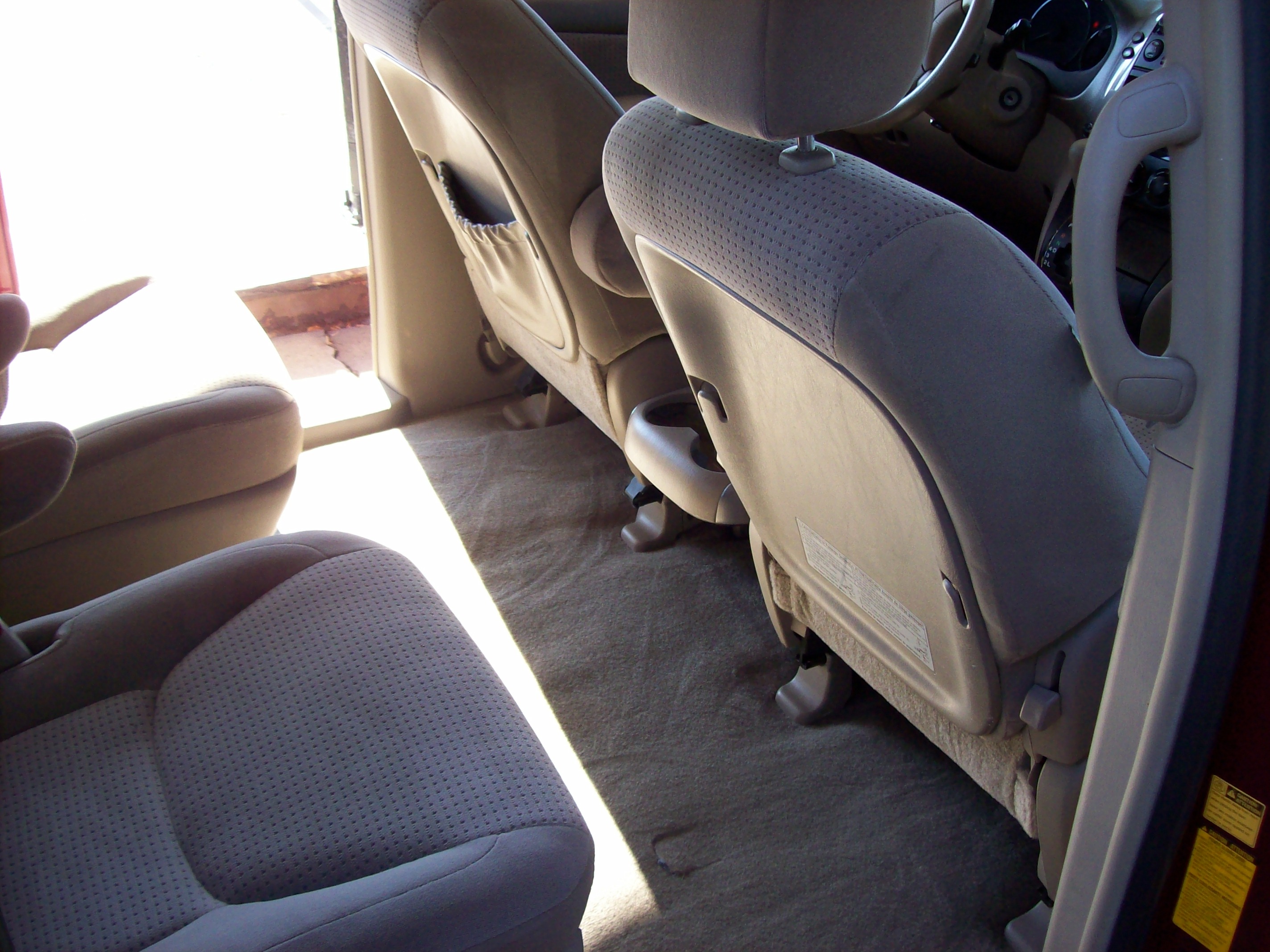 Used 2006 Toyota Sienna LE Minivan 4D FWD image 12