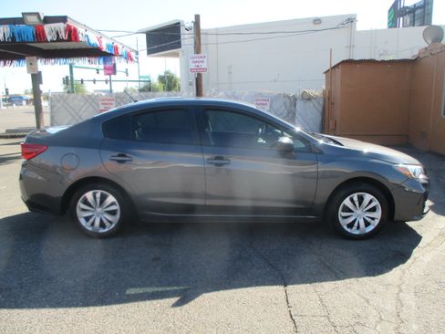 Used 2019 Subaru Impreza 2.0i Premium image 2