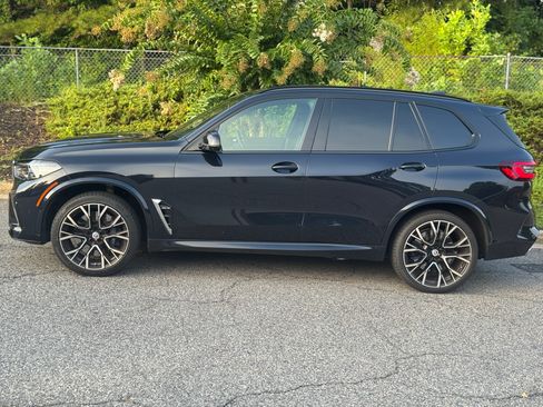 Used 2022 BMW X5 M image 1