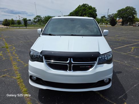 Used 2019 Dodge Grand Caravan GT FWD image 9