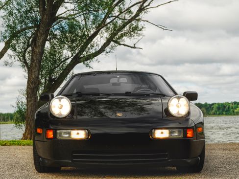 Used 1991 Porsche 928 GT image 11