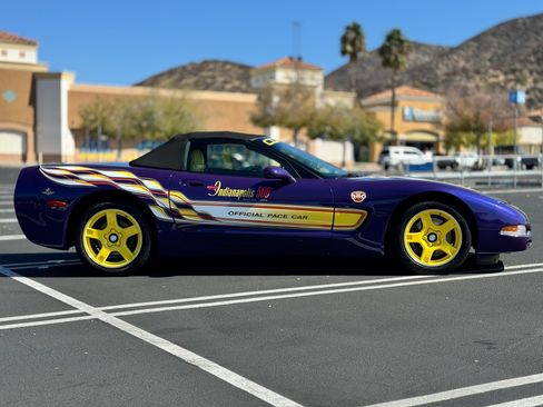 Used 1998 Chevrolet Corvette image 7