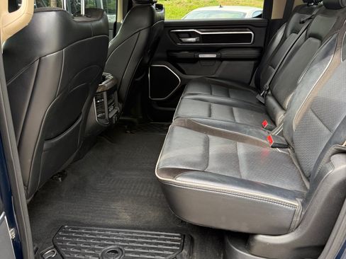 Used 2020 RAM 1500 4x4 Crew Cab Laramie image 6