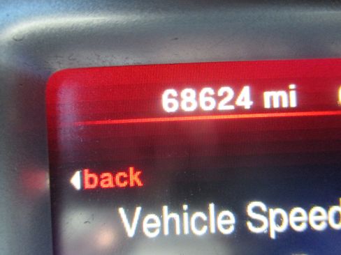 Used 2018 Dodge Journey SXT FWD image 3