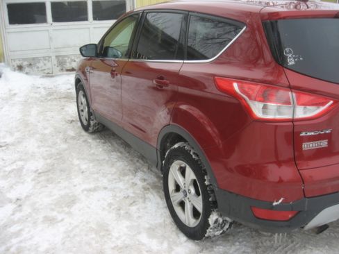 Used 2015 Ford Escape SE image 6