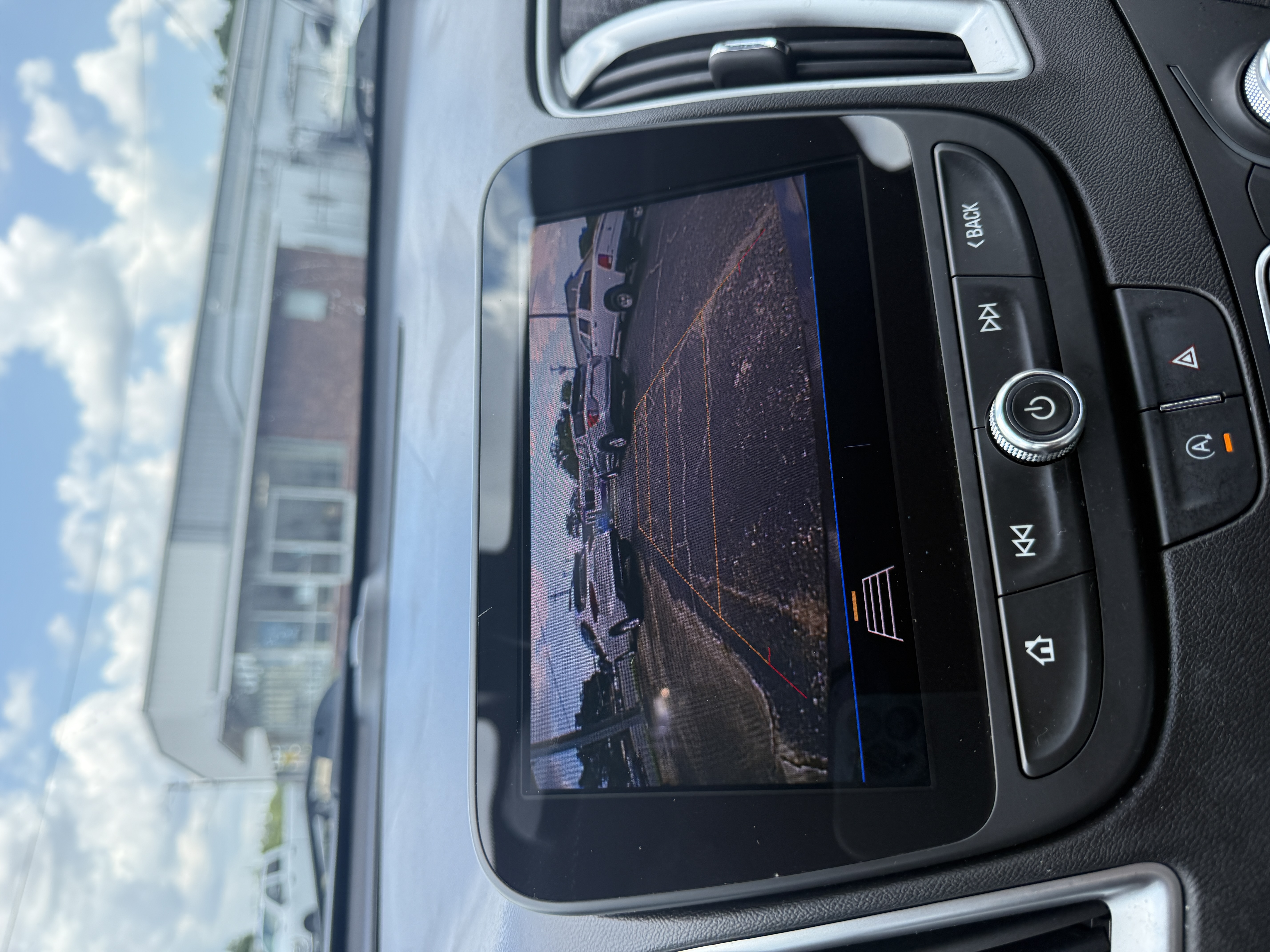 Used 2020 Chevrolet Malibu LS w/ 1LS FWD image 12