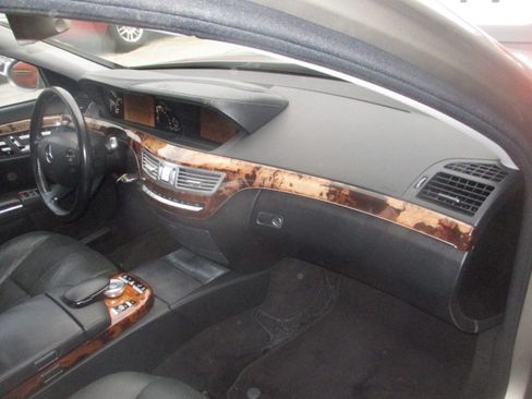 Used 2007 Mercedes-Benz S 550 image 18