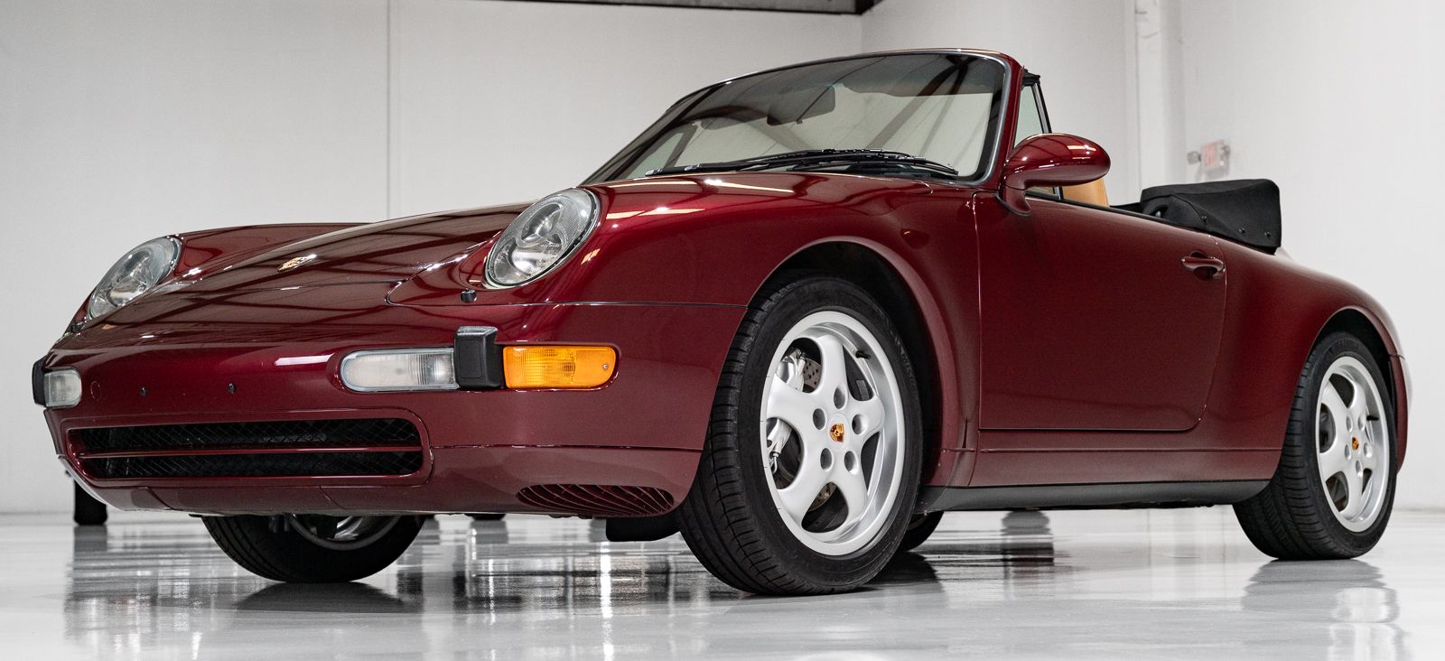 Used 1997 Porsche 911 Carrera 4 Cabriolet AWD/4WD image 36