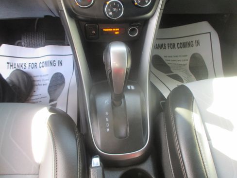 Used 2020 Chevrolet Trax LT image 7