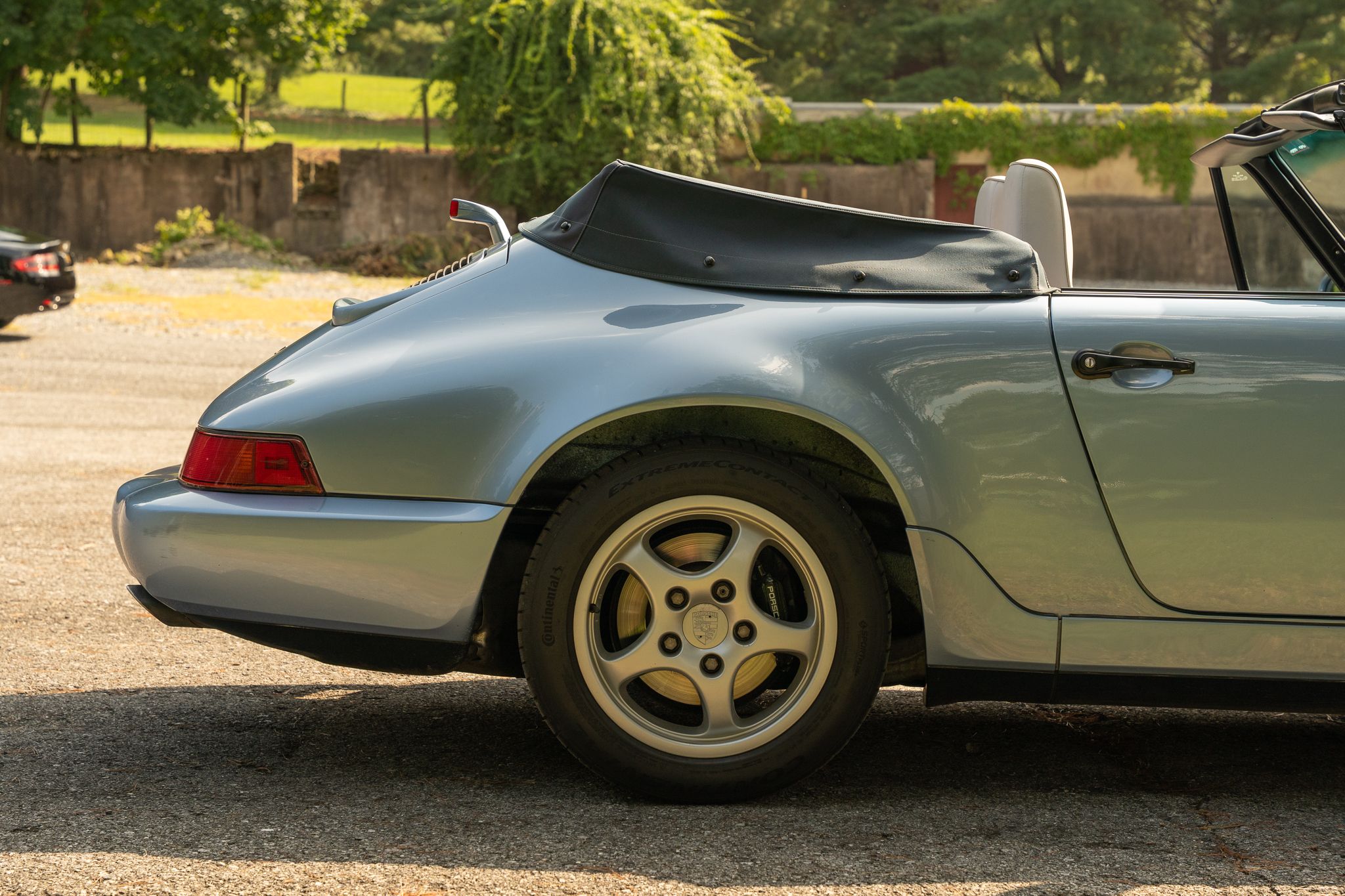 Used 1992 Porsche 911 Cabriolet image 12