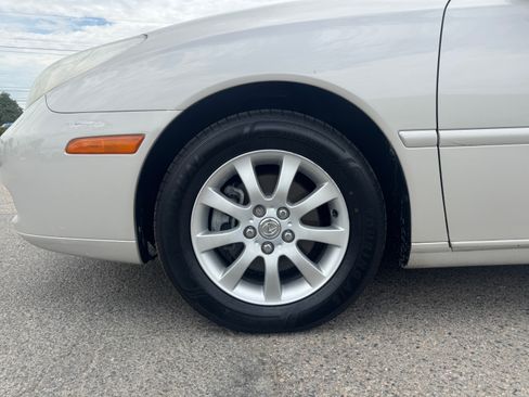 Used 2003 Lexus ES 300 UNAVAIL FWD image 14