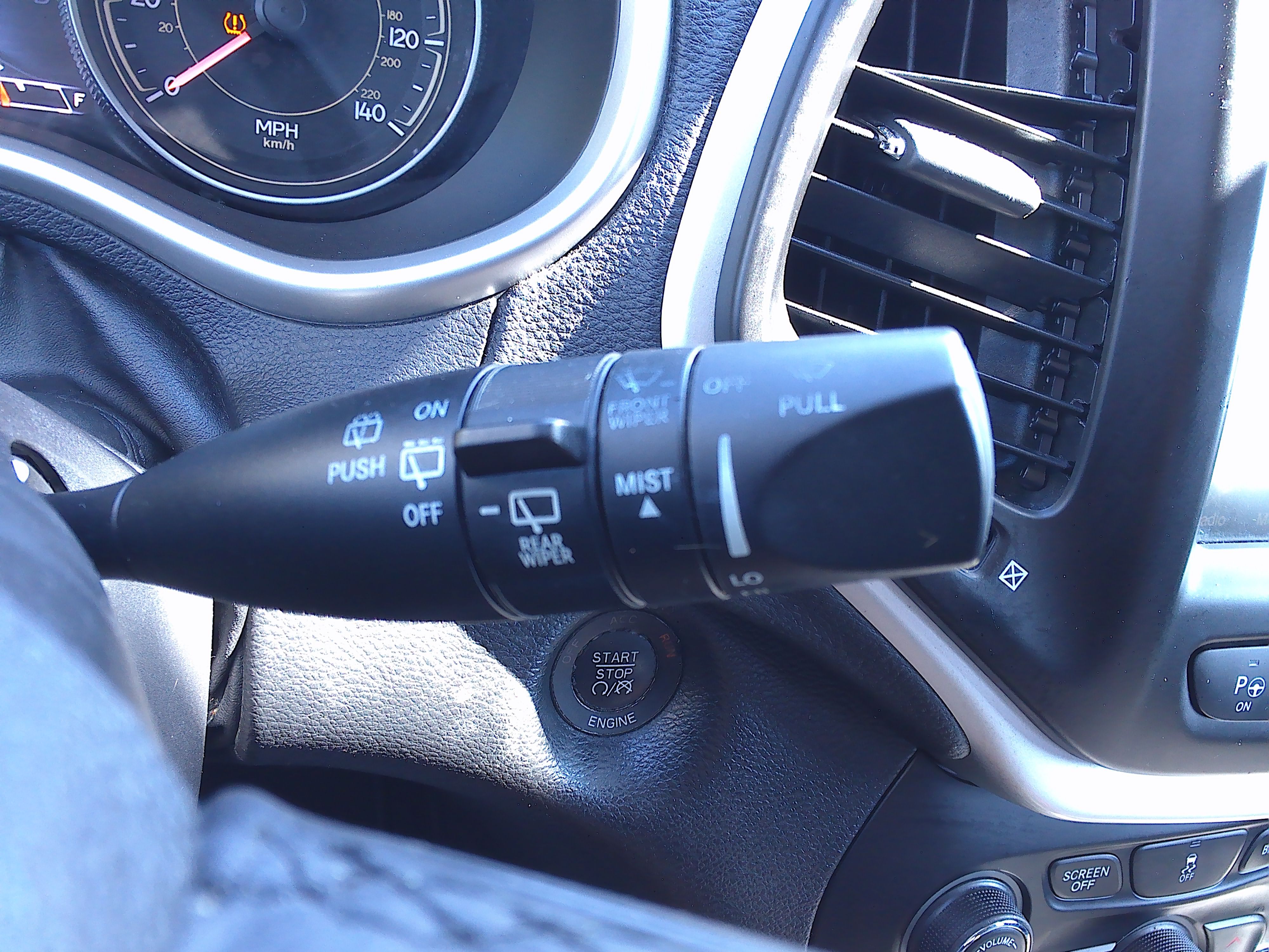 Used 2014 Jeep Cherokee Limited FWD image 30