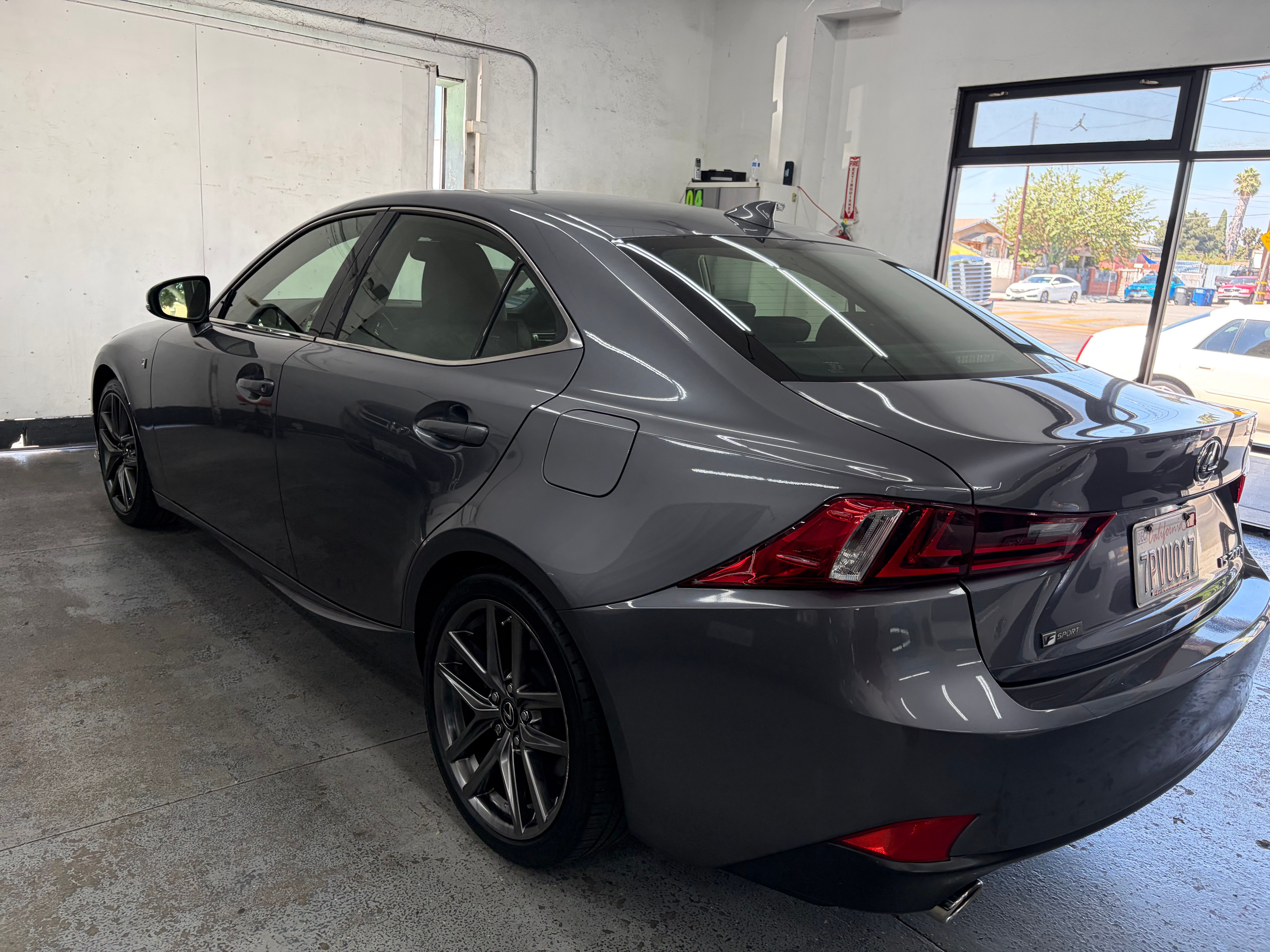 Used 2016 Lexus IS 200t F Sport RWD image 4