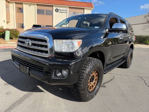 Used 2016 Toyota Sequoia Limited image 4