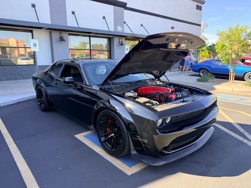Used 2021 Dodge Challenger SRT Hellcat Redeye image 7