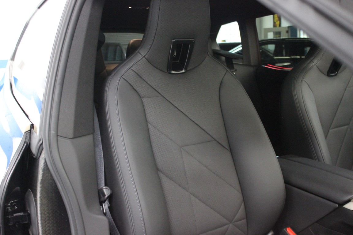 Used 2024 BMW iX xDrive50 AWD/4WD image 40