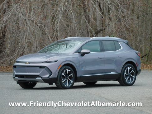 Used 2025 Chevrolet Equinox EV LT image 1