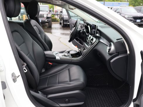 Used 2017 Mercedes-Benz C 300 Luxury image 16