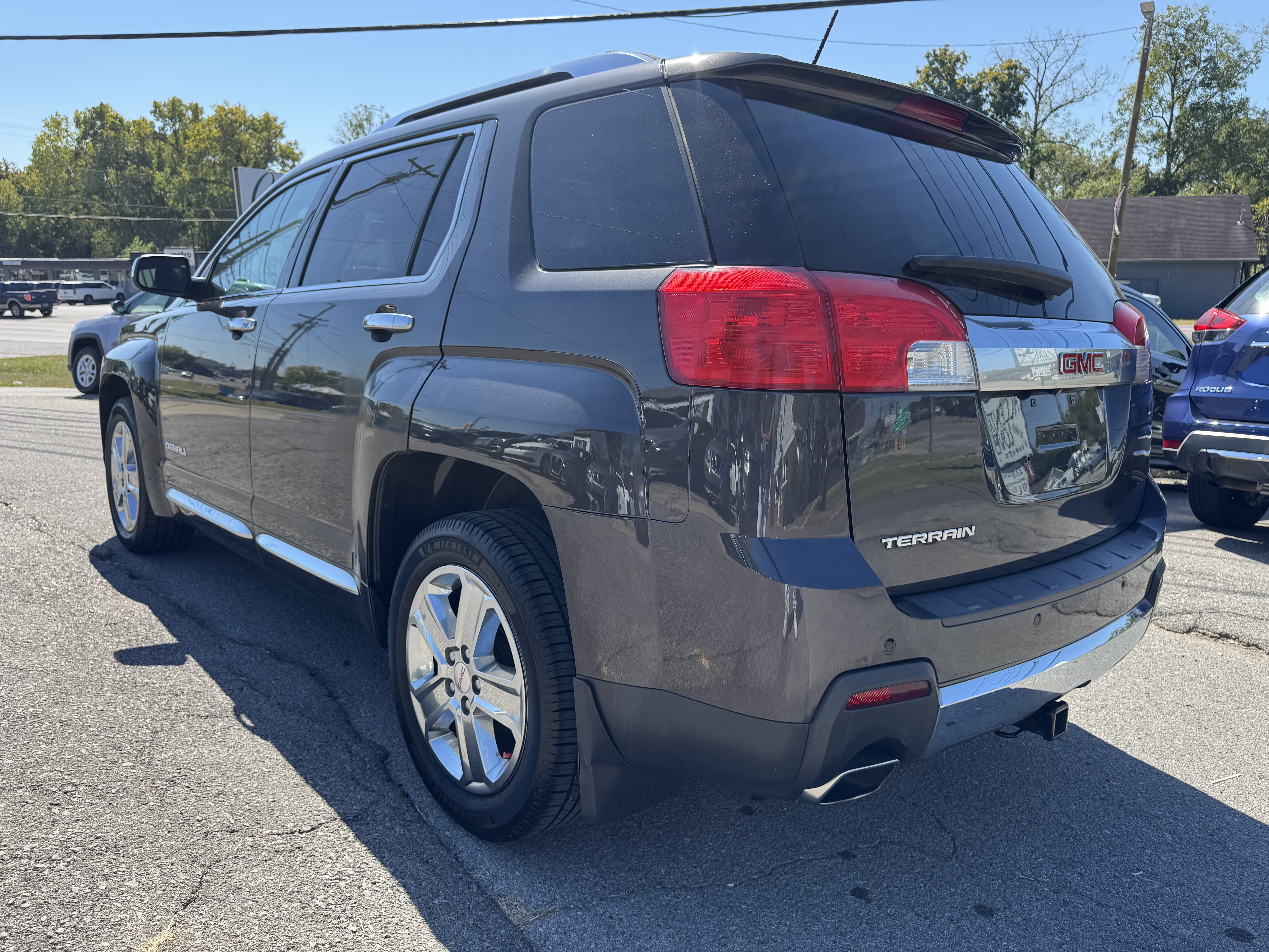 Used 2015 GMC Terrain FWD Denali image 4