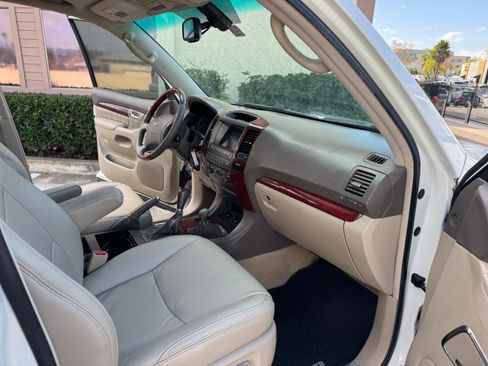 Used 2008 Lexus GX 470 image 26