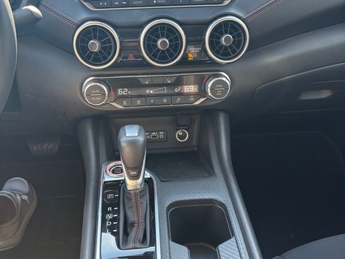 Used 2025 Nissan Sentra SR FWD image 7