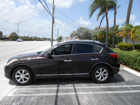 Used 2008 INFINITI EX35 image 2