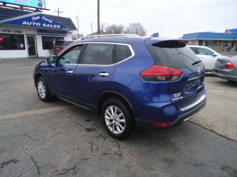 Used 2017 Nissan Rogue SV image 15