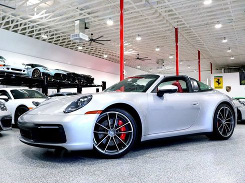 Used 2021 Porsche 911 Targa 4S AWD/4WD image 7