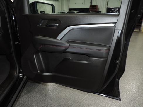 Used 2023 Chevrolet Colorado Z71 image 18