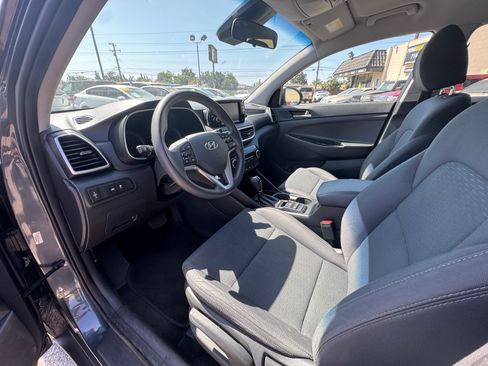 Used 2019 Hyundai Tucson FWD SE image 16