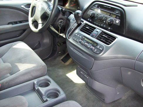 Used 2006 Honda Odyssey EX image 12