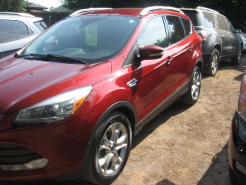 Used 2014 Ford Escape 4WD Titanium image 1
