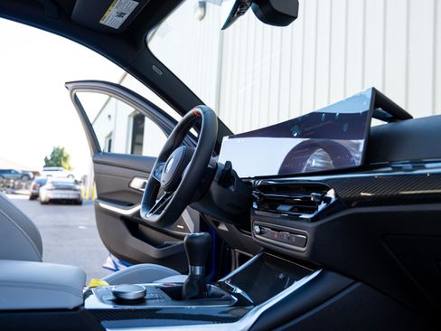 Used 2026 BMW M3 image 23