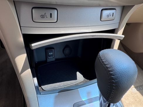 Used 2008 Toyota Solara SLE image 11