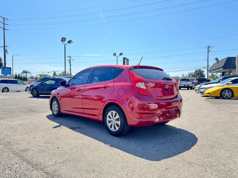 Used 2016 Hyundai Accent SE Hatchback FWD image 5