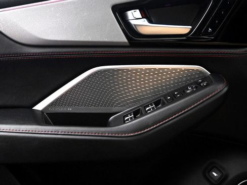 Used 2022 Acura MDX A-Spec image 39