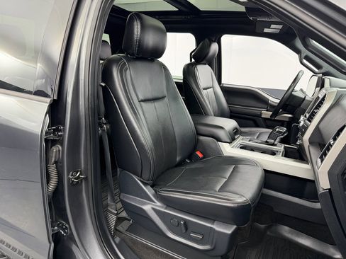 Used 2020 Ford F150 Lariat image 38