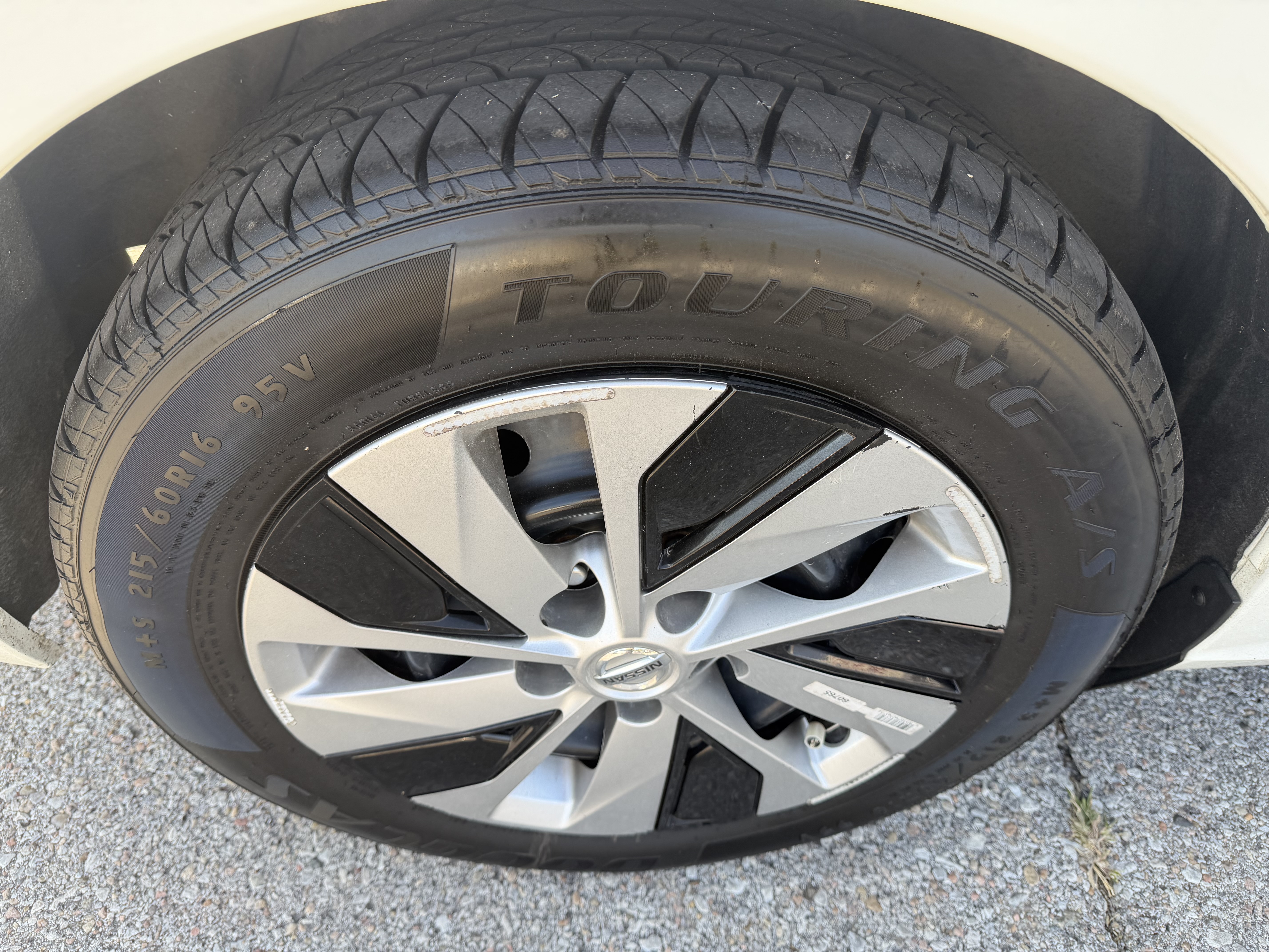 Used 2020 Nissan Altima 2.5 S FWD image 8