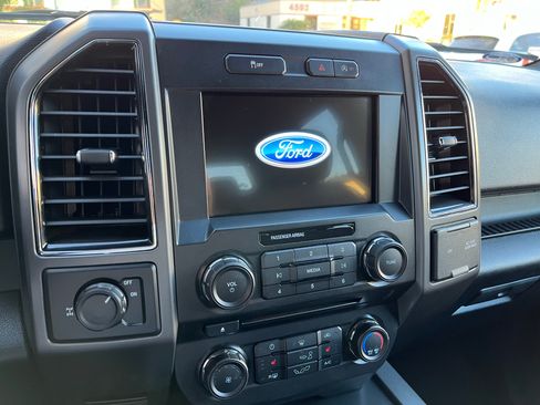 Used 2018 Ford F150 XLT image 3