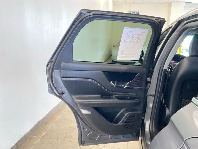 Used 2022 Lincoln Corsair AWD/4WD image 8