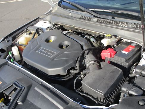 Used 2017 Lincoln MKZ Reserve image 15