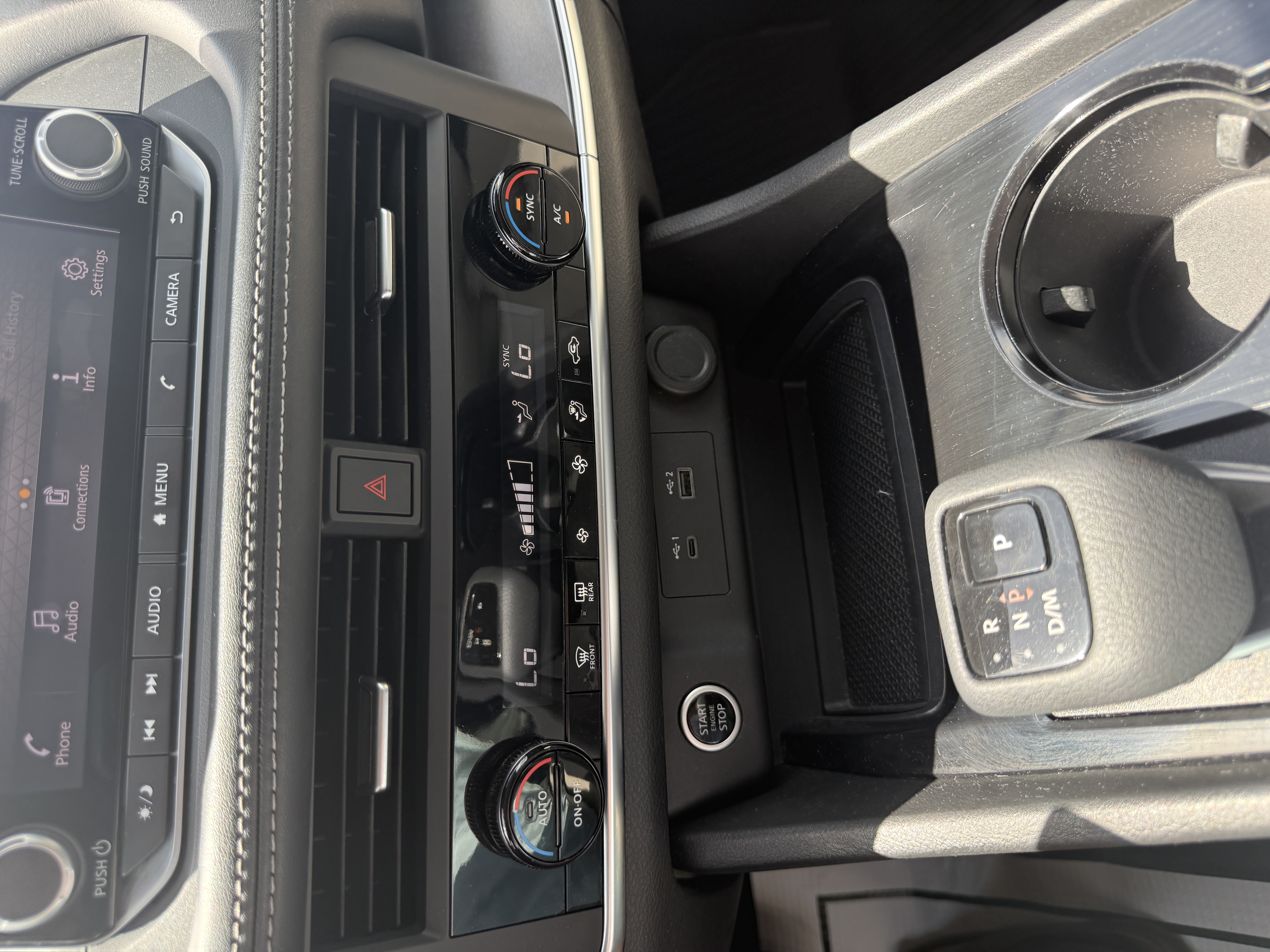Used 2023 Nissan Rogue FWD SV image 11