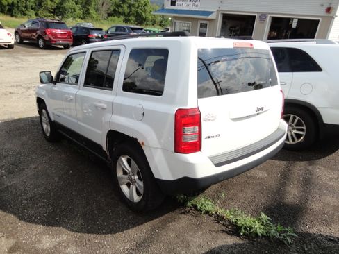 Used 2014 Jeep Patriot 4WD Sport image 5