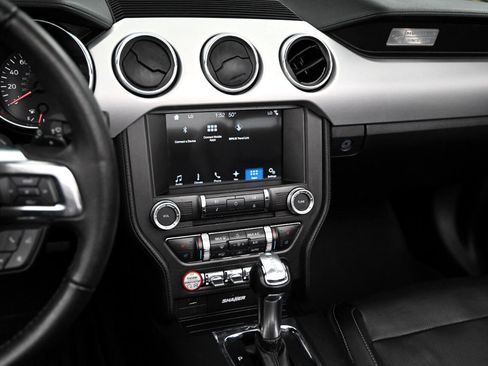 Used 2017 Ford Mustang GT Premium image 16